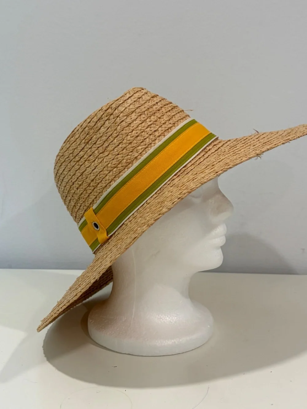 HatAttack Classic Travel Sun Hat Tightly Woven Straw Gold Ribbon Accent NWT T th